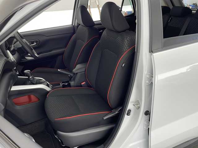 トヨタ ライズ Z 宮崎県 2021(令3)年 2.7万km シャイニングホワイトパール 純正ナビ/Ｂｌｕｅｔｏｏｔｈ　/フルセグＴＶ/ＦＭ／ＡＭ　/ＣＤ/Ｄ/Ｎ席シートヒーター/バックカメラ　/クルーズコントロール　/コーナセンサー/衝突被害軽減ブレーキシステム　/オートライト　/ドライブレコーダー/プッシュスタート/スペアキー