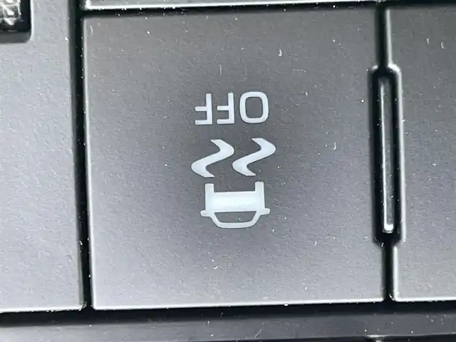 トヨタ ライズ G 兵庫県 2022(令4)年 2.8万km ブラックマイカメタリック 純正７インチナビ/バックカメラ/ワンセグ/BT/CD/ステアリングリモコン/スマートアシスト/純正バイザー/純正フロアマット/ヘッドライトレベライザー/純正アルミタイヤ/オートライト/スイッチスタート