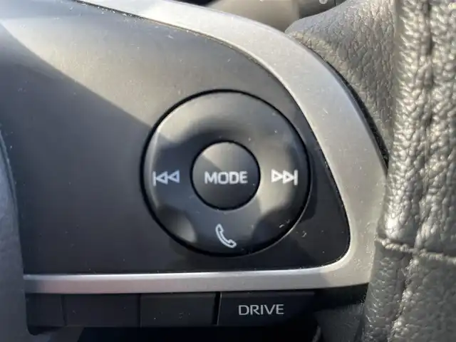 トヨタ ライズ G 兵庫県 2022(令4)年 2.8万km ブラックマイカメタリック 純正７インチナビ/バックカメラ/ワンセグ/BT/CD/ステアリングリモコン/スマートアシスト/純正バイザー/純正フロアマット/ヘッドライトレベライザー/純正アルミタイヤ/オートライト/スイッチスタート