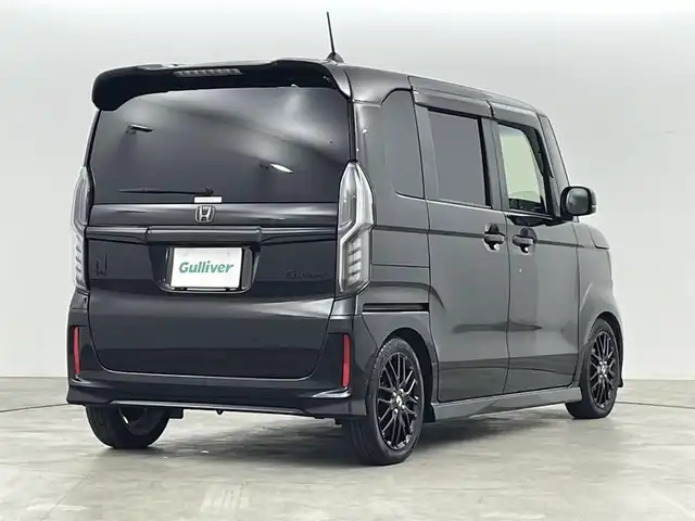ホンダ Ｎ ＢＯＸ カスタム L ターボ スタイル+ブラック 福島県 2022(令4)年 5.2万km クリスタルブラックパール ホンダセンシング/・衝突軽減ブレーキ/・誤発進抑制機能 /・歩行者事故低減ステアリング /・路外逸脱抑制機能/・渋滞追従機能付アダプティブクルーズコントロール /・車線維持支援システム /・先行車発進お知らせ機能 /・標識認識機能 /・後方誤発進抑制機能/・ オートハイビーム/純正ナビゲーション/・型式：VXV-227NBi/・Bluetooth/AM・FM/USB/SD/・バックカメラ/・ETC/両側パワースライドドア/純正前後ドライブレコーダー/革巻きステアリング/・ステアリングスイッチ/・パドルシフト/シートヒーター/LEDライト/・フォグライト/ドアバイザー/プッシュスタート/・スマートキー/純正フロアマット