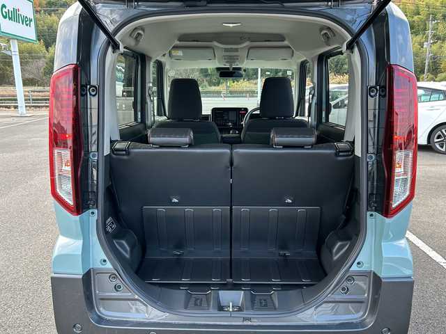 スズキ スペーシア ギア HYBRID XZ 佐賀県 2024(令6)年 0.7万km オフブルーメタリック/ガンメタリック2トーンルーフ 純正9インチナビ(フルセグ/Bluetooth/CarPlay)/全方位カメラ/両側パワースライドドア/D/N席シートヒーター/ステアリングヒーター/ヘッドアップディスプレイ/ETC/コーナーセンサー/アダクティブクルーズコントロール/デュアルセンサーブレーキサポート/レーンキープアシスト/純正14インチアルミホイール/LEDヘッドライト/オートライト/純正フロアマット/プッシュスタート/スマートキー