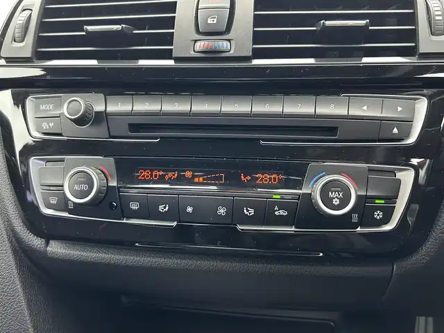 ＢＭＷ ３２８ｉ スポーツ 鳥取県 2012(平24)年 7.4万km アルピンホワイトⅢ ターボ車/純正ナビ/フルセグ/DVD/CD/BT/バックカメラ・ミラー内蔵ETC/サンルーフ/Mスポーツフロントバンパー/前席パワーシート/クルーズコントロール/キセノンライト/LEDポジションリング/パドルシフト/フォグライト/純正19インチアルミホイール/プッシュエンジンスタート/アイドリングストップ/フロアマット/保証書・取扱説明書