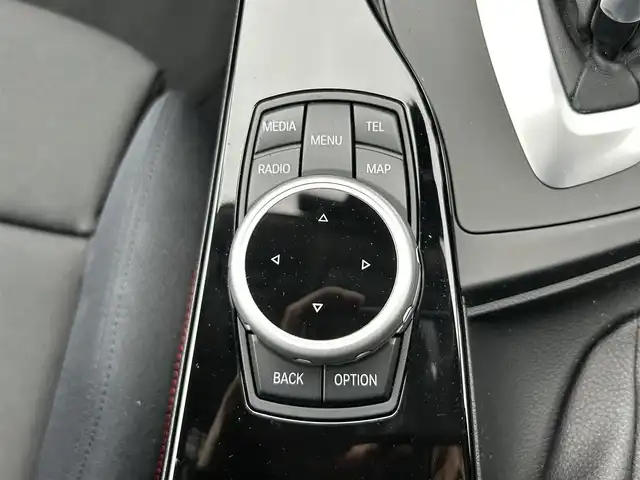 ＢＭＷ ３２８ｉ スポーツ 鳥取県 2012(平24)年 7.4万km アルピンホワイトⅢ ターボ車/純正ナビ/フルセグ/DVD/CD/BT/バックカメラ・ミラー内蔵ETC/サンルーフ/Mスポーツフロントバンパー/前席パワーシート/クルーズコントロール/キセノンライト/LEDポジションリング/パドルシフト/フォグライト/純正19インチアルミホイール/プッシュエンジンスタート/アイドリングストップ/フロアマット/保証書・取扱説明書