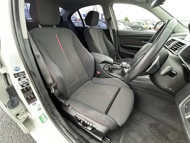 ＢＭＷ ３２８ｉ スポーツ 鳥取県 2012(平24)年 7.4万km アルピンホワイトⅢ ターボ車/純正ナビ/フルセグ/DVD/CD/BT/バックカメラ・ミラー内蔵ETC/サンルーフ/Mスポーツフロントバンパー/前席パワーシート/クルーズコントロール/キセノンライト/LEDポジションリング/パドルシフト/フォグライト/純正19インチアルミホイール/プッシュエンジンスタート/アイドリングストップ/フロアマット/保証書・取扱説明書