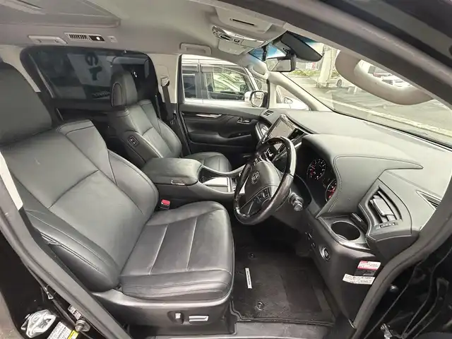 トヨタ アルファード S Cパッケージ 岡山県 2021(令3)年 9.9万km ブラック 登録時走行距離98955キロ/純正10.5インチナビ/(AM/FM/TV/DISC/Bluetooth)/純正12.1インチフリップダウンモニター/JBLプレミアムサウンド/Toyota Safety Sense/・プリクラッシュセーフティ/・レーンディパーチャーアラート/・レーダークルーズコントロール/・オートマチックハイビーム/アラウンドビューモニター/ブラインドスポットモニター/両側パワースライドドア/デジタルインナーミラー/パワーシート（全席）/シートヒーター(D+N席)/エアシート(D+N席)/シートメモリー(D席)/ETC2.0/前後ドライブレコーダー/純正18インチAW/LEDヘッドライト/プッシュスタート/スマートキー