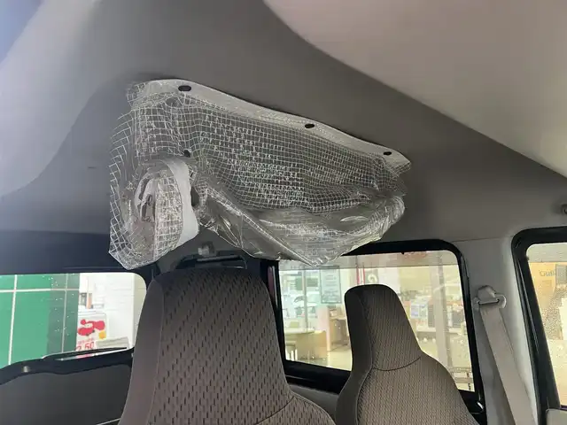 スズキ エブリイ PC リミテッド 広島県 2018(平30)年 8.4万km ブルーイッシュブラックパール3 ○走行距離：86298km（入庫時）/ETC/ドライブレコーダー/レーダーブレーキサポート/横滑り防止機能/保証書＆取扱説明書あり/リモコンキー（スペアキーあり）/CD/2スピーカー/○タイヤサイズ：145/6PR/・社外12インチアルミホイール