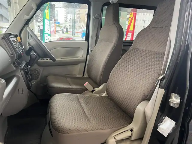 スズキ エブリイ PC リミテッド 広島県 2018(平30)年 8.4万km ブルーイッシュブラックパール3 ○走行距離：86298km（入庫時）/ETC/ドライブレコーダー/レーダーブレーキサポート/横滑り防止機能/保証書＆取扱説明書あり/リモコンキー（スペアキーあり）/CD/2スピーカー/○タイヤサイズ：145/6PR/・社外12インチアルミホイール