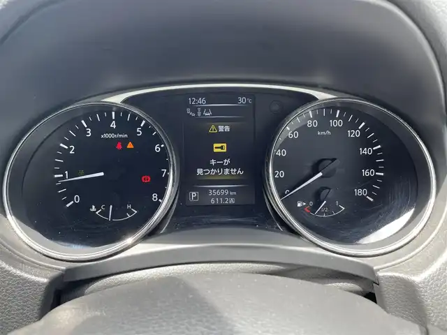 日産 エクストレイル 20X エマージェンシーブレーキ 滋賀県 2015(平27)年 3.6万km チタニウムカーキ ４WD/純正メーカーナビ/ (AM/FM/CD/DVD/AUX/Bluetooth/フルセグTV)/インテリジェントアラウンドビューモニター/ビルトインETC/ドライブレコーダー/コーナーセンサー/黒革シート/前席シートヒーター/前席エアーシート/クルーズコントロール/エマージェンシーブレーキ/横滑り防止機能/革巻きステアリング/ステアリングスイッチ/オートライト/アイドリングストップ/純正17インチアルミホイール/スマートキー/オートライト/純正HIDヘッドライト/純正フロアマット/純正ドアバイザー/電格ウインカーミラー/取扱説明書/保証書