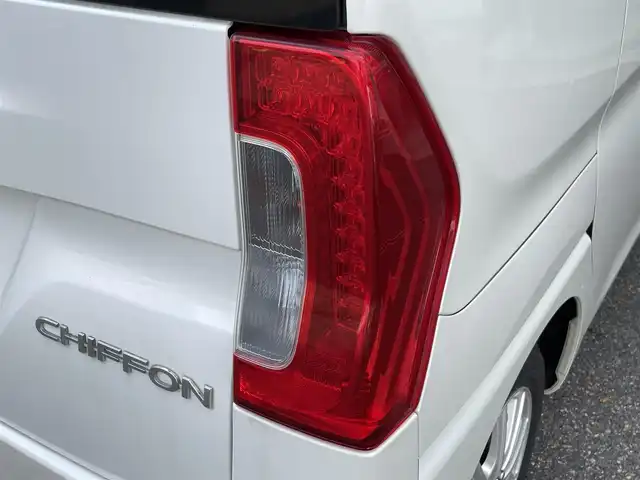 スバル シフォン G スマートアシスト 新潟県 2017(平29)年 4.2万km パールホワイトⅢ ワンオーナー/４WD/メモリナビ/バックカメラETC/プッシュスタート/オートハイビーム/両側パワースライドドア/運転席シートヒーター/ETC