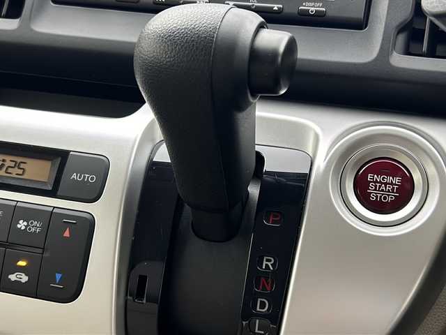 ホンダ Ｎ ＷＧＮ G 宮城県 2014(平26)年 6.6万km プレミアムホワイトパール 4WD/純正ナビ/(AM/FM/CD/iPod/SD/VTR/AUX)/バックカメラ/DVD再生機能/Bluetooth/TV/USB入力端子/ETC/プッシュスタート/スマートキー/スペアキー/ドアバイザー/純正フロアマット