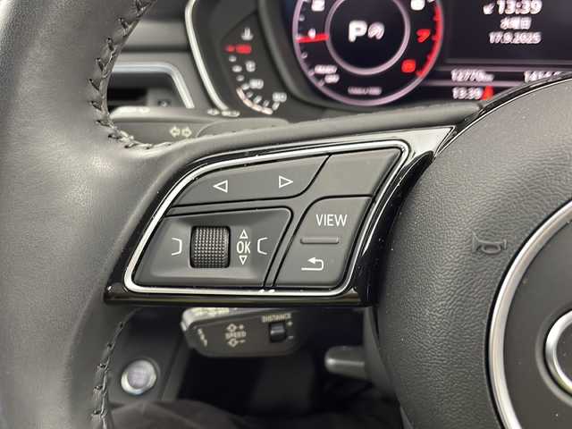 アウディ Ａ４ 35TFSIスポーツ ブラックエレガンス 愛知県 2019(令1)年 1.3万km ミトスブラックメタリック 125台限定車”black elegance”/禁煙車/純正MMIナビ/フルセグTV/サラウンドビューカメラ/バックカメラ/ビルトインETC2.0/純正ドライブレコーダー/マルチカラーアンビエントライト[特別装備]/純正フロアマット[特別装備]/純正18インチアルミホイール(10Yスポークデザイングロスブラックポリッシュド)[特別装備]/ラグジュアリーパッケージ/アシスタンスベーシックパッケージ/アシスタンスパッケージ/アウディプレセンスシティ/アウディプレセンスリヤ/アダプティブクルーズコントロール/アクティブレーンアシスト/アウディサイドアシスト/アウディパークアシスト/LEDヘッドライト/ハイビームアシスト/LEDリヤコンビライト/3ゾーンオートエアコン/パーシャルレザーシート/前席パワーシート/運転席ポジションメモリー/内装アルミニウムエリプス加飾/バーチャルコックピット/タイヤ空気圧警告/革巻きステアリング/ステアリングスイッチ/パドルシフト/プッシュスタート/電動格納ミラーウィンカー/電子パーキングブレーキ/ブレーキホールド/新車保証書・取扱説明書/記録簿R3~R6