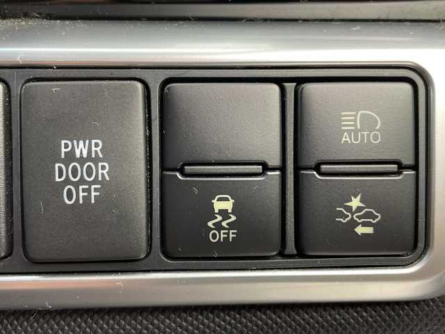 トヨタ エスティマ アエラス 岐阜県 2016(平28)年 10.3万km ホワイトパールクリスタルシャイン 両側パワースライド/純正ナビ/（CD/DVD/SD/TV/Bluetooth）/バックカメラ/クルーズコントロール/ステアリングスイッチ/前方ドライブレコーダー/ビルトインETC/スマートキー/横滑り防止システム/オートマチックハイビーム/衝突軽減ブレーキ