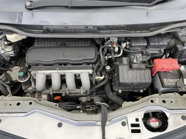 ホンダ フィット G スマートセレ ファインスタイル 滋賀県 2013(平25)年 12.5万km アラバスターシルバーメタリック 純正ディスプレイオーディオ/　USB/SD/CD/ワンセグ/ビルトインETC/バックカメラ/ステアリングスイッチ/オートライト/パワーステアリング/フロントデフロスター/スマートキー/ドアバイザー/リアワイパー