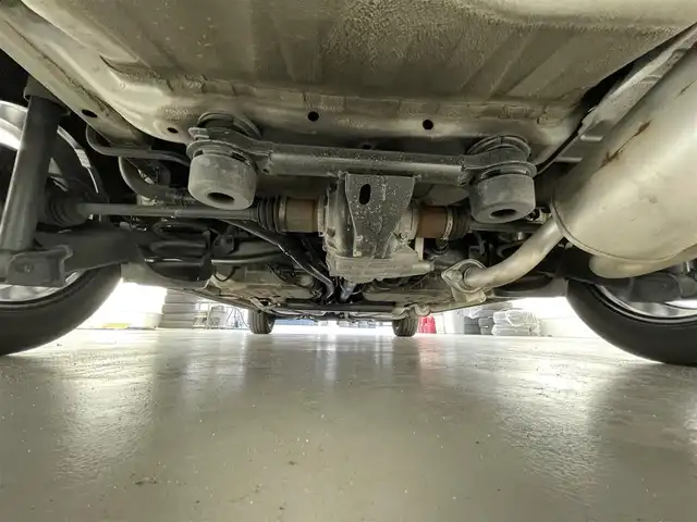 ホンダ フィット G スマートセレ ファインスタイル 滋賀県 2013(平25)年 12.5万km アラバスターシルバーメタリック 純正ディスプレイオーディオ/　USB/SD/CD/ワンセグ/ビルトインETC/バックカメラ/ステアリングスイッチ/オートライト/パワーステアリング/フロントデフロスター/スマートキー/ドアバイザー/リアワイパー