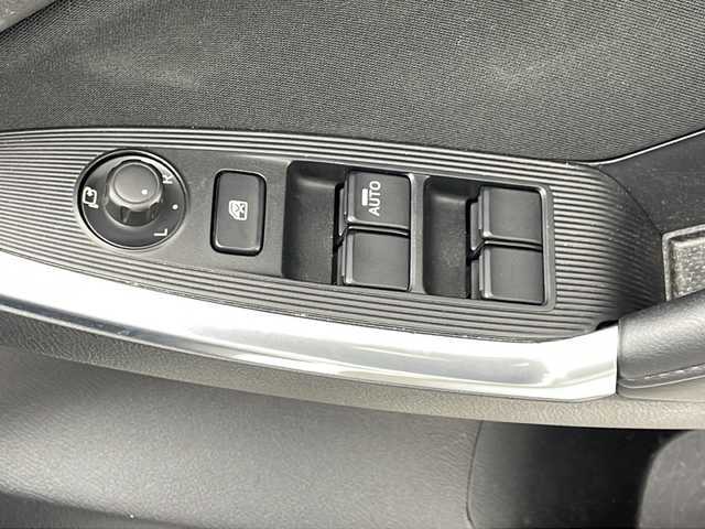 マツダ ＣＸ－５ XD Lパッケージ 千葉県 2013(平25)年 1.7万km クリスタルホワイトパールマイカ 純正メモリナビ/（Bluetooth/CD/DVD/TV）/バックカメラ/純正フロアマット/電格ミラー/オートライト/オートワイパー/ディスチャージヘッドライト/純正19インチアルミホイール