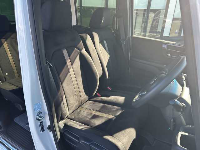 ホンダ Ｎ ＢＯＸ カスタム G L ホンダセンシング 岐阜県 2018(平30)年 3.3万km プラチナホワイトパール 登録時走行距離32399km/社外ナビ（AVIC-RZ802）/フルセグテレビ/バックカメラ/Blue tooth・CD・DVD・SDミュージックサーバー・USB/ビルトインETC/両側パワースライドドア/エアロ（サイド）/ホンダセンシング/衝突軽減ブレーキ/先行車発進お知らせ機能/歩行者事故低減ステアリング/標識認識機能/EBD（電子制御制動力配分システム）付ABS/コーナーセンサー前後/レーダークルーズコントロール/レーンキープアシスト/ドライブレコーダー前方/LEDヘッドライト/フォグランプ/オートライト/横滑り防止装置/盗難防止装置/純正14アルミホイール/SRSエアバッグシステム運転席・助手席/カーテンエアバッグ/布系シート/ベンチシート/社外フロアマット/プッシュスタート/スマートキー/スペアキー1本/パドルシフト/アイドリングストップ/オートエアコン/取扱説明書/保証書/記録簿