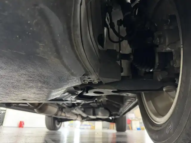 三菱 デリカＤ：５ P 三重県 2019(平31)年 4.9万km ダイヤモンドブラックマイカ ディーゼル・ターボ/フルタイム4WD/MTモード付インパネ8AT/純正 10.1インチナビ QY9000MC/（FM/AM/TV/Music Catcher/Bluetooth/CD/DVD/SD/USB/iPod/HDMI/AUX）/純正 11.5インチ 後席モニター（ALPINE製）/マルチアラウンドモニター/両側オートスライドドア/ドライブレコーダー 前方/ビルトイン ETC/e-Assist/・衝突被害軽減ブレーキシステム/・車線逸脱警報システム/・レーダークルーズコントロールシステム/・オートハイビーム/・誤発進抑制機能（前進時）/・後側方車両検知警報システム（レーンチェンジアシスト機能付）［BSW/LCA］/・後退時交差車両検知警報システム［RCTA］/など/装備/・パワーシート（D6way）/・シートヒーター（D/N）/・左右独立オートエアコン/・後席クーラー＆ヒーター/・AC100V電源コンセント（100W）/・オートライト/・LED ヘッドランプ＋フロントフォグランプ/・パドルシフト/・純正18inAW/・プッシュスタート/・保/取/・スマートキーx2/など