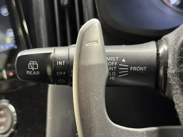 三菱 デリカＤ：５ P 三重県 2019(平31)年 4.9万km ダイヤモンドブラックマイカ ディーゼル・ターボ/フルタイム4WD/MTモード付インパネ8AT/純正 10.1インチナビ QY9000MC/（FM/AM/TV/Music Catcher/Bluetooth/CD/DVD/SD/USB/iPod/HDMI/AUX）/純正 11.5インチ 後席モニター（ALPINE製）/マルチアラウンドモニター/両側オートスライドドア/ドライブレコーダー 前方/ビルトイン ETC/e-Assist/・衝突被害軽減ブレーキシステム/・車線逸脱警報システム/・レーダークルーズコントロールシステム/・オートハイビーム/・誤発進抑制機能（前進時）/・後側方車両検知警報システム（レーンチェンジアシスト機能付）［BSW/LCA］/・後退時交差車両検知警報システム［RCTA］/など/装備/・パワーシート（D6way）/・シートヒーター（D/N）/・左右独立オートエアコン/・後席クーラー＆ヒーター/・AC100V電源コンセント（100W）/・オートライト/・LED ヘッドランプ＋フロントフォグランプ/・パドルシフト/・純正18inAW/・プッシュスタート/・保/取/・スマートキーx2/など