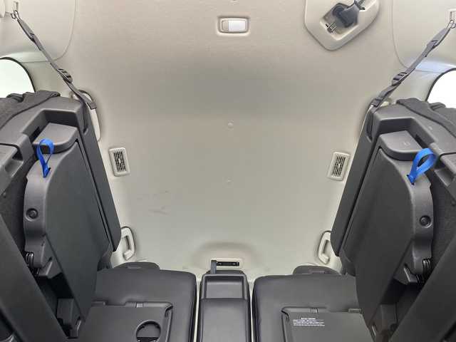 日産 セレナ ハイウェイスター V 群馬県 2023(令5)年 3.1万km パールⅡ 純正フロントエアロ　純正１１型後席モニター　純正１２．３型ナビ　デジタルインナーミラー　プロパイロット　ワイヤレス充電器　両側電動スライドドア　パドルシフト　ＥＴＣ２．０　パドルシフト　禁煙