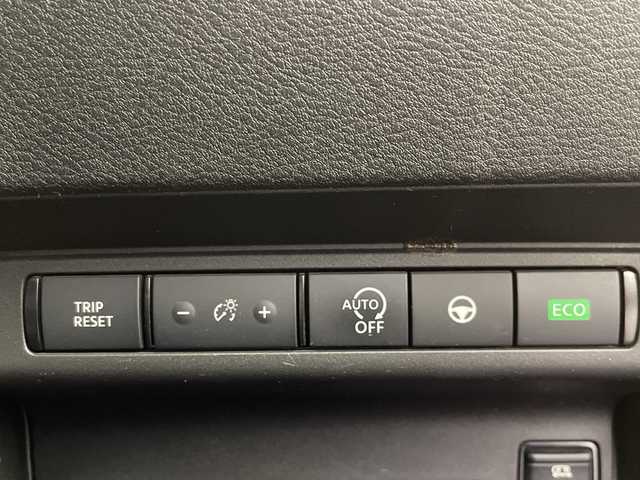 日産 セレナ ハイウェイスター V 群馬県 2023(令5)年 3.1万km パールⅡ 純正フロントエアロ　純正１１型後席モニター　純正１２．３型ナビ　デジタルインナーミラー　プロパイロット　ワイヤレス充電器　両側電動スライドドア　パドルシフト　ＥＴＣ２．０　パドルシフト　禁煙