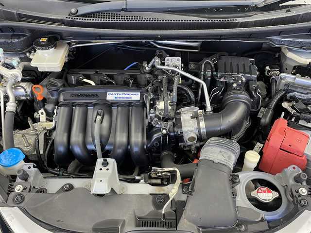 ホンダ フィット ハイブリット Fパッケージ 栃木県 2016(平28)年 3.4万km ブリリアントスポーティブルーメタリック2トーン 福祉車両/助手席回転シート/禁煙車/純正メモリーナビ/・ワンセグ/CD/Bluetooth/SD/USB/バックカメラ/ビルトインETC/前後ドライブレコーダー/オートライト/ステアリングスイッチ/電動格納ウインカーミラー/純正フロアマット/ドアバイザー/●純正ホイールカバー/●保証書/●取扱説明書