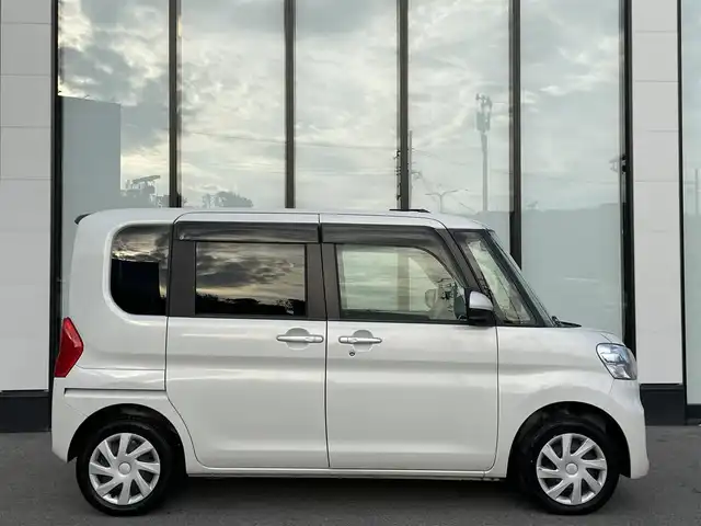 ダイハツ タント L リミテッド SAⅢ 大阪府 2018(平30)年 4.8万km パールホワイトⅢ 社外ナビ KENWOODナビ/・Bluetooth/フルセグTV/CD/DVD/ラジオ/　SMARTUSEN/IPod/主要装備/・バックカメラ/・プリクラッシュセーフティ/・横滑り防止装置/・アイドリングストップ/・ハロゲンヘッドライト/・オートマチックハイビーム/・ヘッドライトレベライザー/・ステアリングリモコン/・ベンチシート/・フルフラット/・純正ホイールキャップ/・社外フロアマット/・ドライブレコーダー前/・ETC