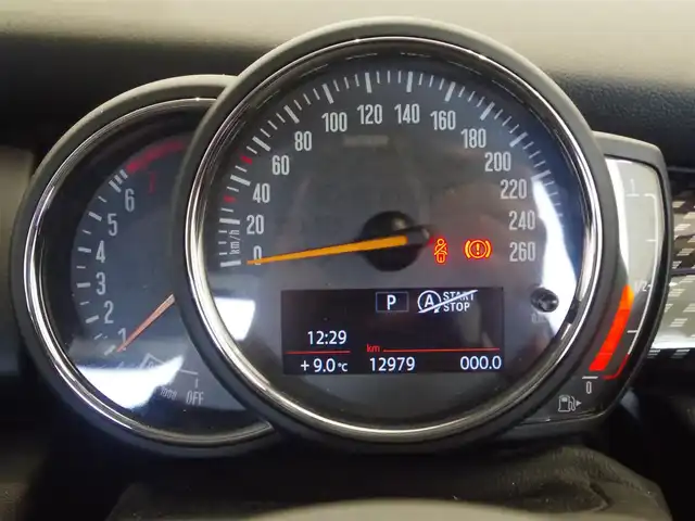 ＭＩＮＩ ミニ クーパー S 岐阜県 2017(平29)年 1.3万km 赤 ワンオーナー/ペッパーパッケージ/ドライビングアシストパッケージ/ＥＴＣ/パークディスタンスコントロール/ＪＣＷレザーステアリング/バックカメラ/ドラレコ/純正１７インチＡＷ/スマートキー