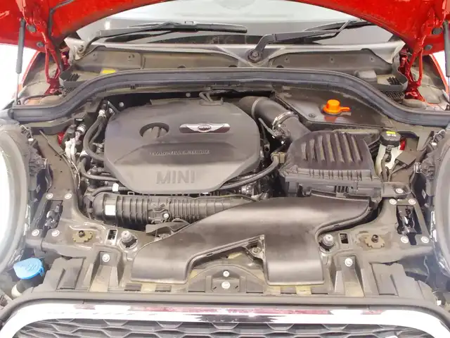 ＭＩＮＩ ミニ クーパー S 岐阜県 2017(平29)年 1.3万km 赤 ワンオーナー/ペッパーパッケージ/ドライビングアシストパッケージ/ＥＴＣ/パークディスタンスコントロール/ＪＣＷレザーステアリング/バックカメラ/ドラレコ/純正１７インチＡＷ/スマートキー