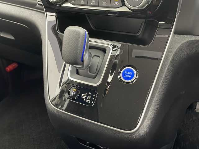 日産 セレナ e－パワー XV 千葉県 2022(令4)年 3.6万km ダークメタルグレー 禁煙車/社外ナビ　KENWOOD/Bluetooth　CD　AM/FM/バックカメラ/両側パワースライドドア/ETC/オートライト/クルーズコントロール/衝突軽減ブレーキ/コーナーセンサー/15インチ純正アルミホイール/純正フロアマット/ステアリングスイッチ/リア2.3列目ドリンクホルダー/USB入力端子/スペアキー/スマートキー/プッシュスタート