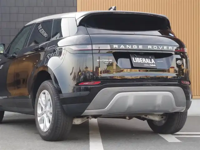ランドローバー レンジローバーイヴォーク S 埼玉県 2021(令3)年 1.7万km 黒Ⅱ ホワイトレザーシート/アダプティブクルーズコントロール/マトリクスLED /CarPlay /ブラインドスポットモニター /コントラストルーフ /全周囲カメラ /純正ナビ /ドラレコ /ETC /デジタルインナーミラー /シートヒーター
