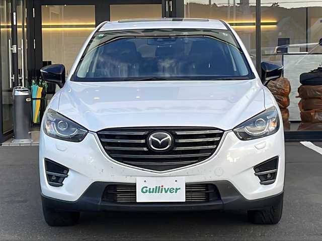 マツダ ＣＸ－５ XD Lパッケージ 道東・釧路十勝 2016(平28)年 10.3万km クリスタルホワイトパールマイカ ・マツダコネクトナビ/　（FM　AM　BT　USB　CD　DVD　AUX　TV）/・サンルーフ/・BOSEスピーカー/・社外GPSレーダー/・社外前方ドライブレコーダー/・衝突軽減システム/・トランクションコントロール　/・車線逸脱警報/・車線逸脱抑制/・ブラインドスポットモニター/・シートヒーター/・レザーシート/・アイドリングストップ/・メモリシート/・スマートキー×2/・プッシュスタート/・純正フロアマット/・後方コーナーセンサー