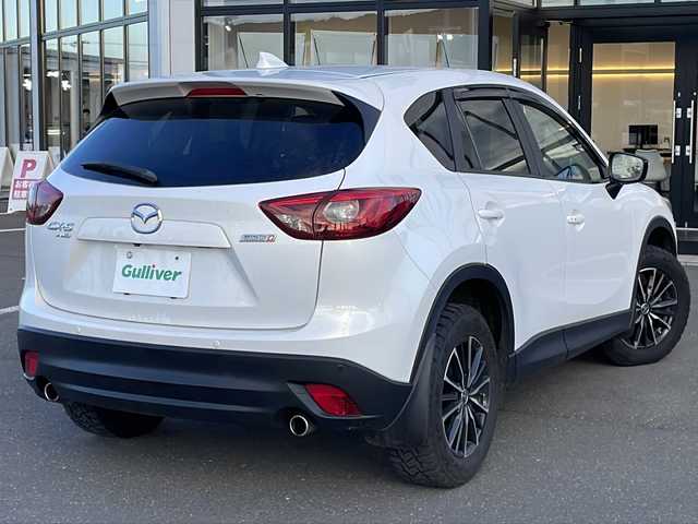 マツダ ＣＸ－５ XD Lパッケージ 道東・釧路十勝 2016(平28)年 10.3万km クリスタルホワイトパールマイカ ・マツダコネクトナビ/　（FM　AM　BT　USB　CD　DVD　AUX　TV）/・サンルーフ/・BOSEスピーカー/・社外GPSレーダー/・社外前方ドライブレコーダー/・衝突軽減システム/・トランクションコントロール　/・車線逸脱警報/・車線逸脱抑制/・ブラインドスポットモニター/・シートヒーター/・レザーシート/・アイドリングストップ/・メモリシート/・スマートキー×2/・プッシュスタート/・純正フロアマット/・後方コーナーセンサー