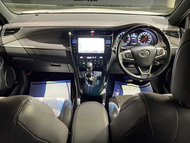 トヨタ ハリアー プレミアム スタイルアッシュ 山形県 2017(平29)年 13.1万km ホワイトパールクリスタルシャイン ALPAINE9インチナビ CD DVD フルセグ BT/バックカメラ/ウッドコンビステアリング　/ウルトラスエードハーフレザーシート/パワーシート（前席）/シートヒーター（前席）/レーダーークルーズコントロール/プリクラッシュセーフティ/パワーバックドア/LEDライト/オートライト/電動テレスコピック/ビルトインETC/快適温熱シート/スマートキー２個