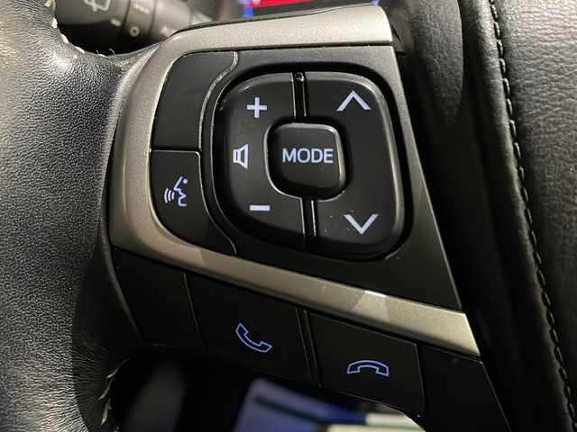 トヨタ ハリアー プレミアム スタイルアッシュ 山形県 2017(平29)年 13.1万km ホワイトパールクリスタルシャイン ALPAINE9インチナビ CD DVD フルセグ BT/バックカメラ/ウッドコンビステアリング　/ウルトラスエードハーフレザーシート/パワーシート（前席）/シートヒーター（前席）/レーダーークルーズコントロール/プリクラッシュセーフティ/パワーバックドア/LEDライト/オートライト/電動テレスコピック/ビルトインETC/快適温熱シート/スマートキー２個