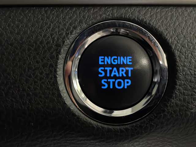 トヨタ ハリアー プレミアム スタイルアッシュ 山形県 2017(平29)年 13.1万km ホワイトパールクリスタルシャイン ALPAINE9インチナビ CD DVD フルセグ BT/バックカメラ/ウッドコンビステアリング　/ウルトラスエードハーフレザーシート/パワーシート（前席）/シートヒーター（前席）/レーダーークルーズコントロール/プリクラッシュセーフティ/パワーバックドア/LEDライト/オートライト/電動テレスコピック/ビルトインETC/快適温熱シート/スマートキー２個