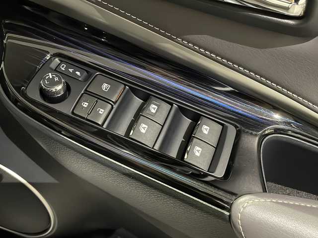 トヨタ ハリアー プレミアム スタイルアッシュ 山形県 2017(平29)年 13.1万km ホワイトパールクリスタルシャイン ALPAINE9インチナビ CD DVD フルセグ BT/バックカメラ/ウッドコンビステアリング　/ウルトラスエードハーフレザーシート/パワーシート（前席）/シートヒーター（前席）/レーダーークルーズコントロール/プリクラッシュセーフティ/パワーバックドア/LEDライト/オートライト/電動テレスコピック/ビルトインETC/快適温熱シート/スマートキー２個