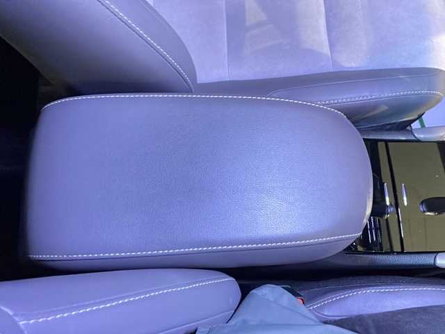 トヨタ ハリアー プレミアム スタイルアッシュ 山形県 2017(平29)年 13.1万km ホワイトパールクリスタルシャイン ALPAINE9インチナビ CD DVD フルセグ BT/バックカメラ/ウッドコンビステアリング　/ウルトラスエードハーフレザーシート/パワーシート（前席）/シートヒーター（前席）/レーダーークルーズコントロール/プリクラッシュセーフティ/パワーバックドア/LEDライト/オートライト/電動テレスコピック/ビルトインETC/快適温熱シート/スマートキー２個