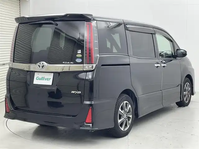 トヨタ ノア Si ダブルバイビー 茨城県 2018(平30)年 3.1万km ブラック 純正ナビ　NSZT-W68T/バックカメラ/ドラレコ/ETC/クルコン/両側パワースライドドア/ハーフレザーシート/レーンアシスト/LEDヘッドライト/純正16インチアルミホイール/衝突軽減ブレーキ/横滑り防止装置