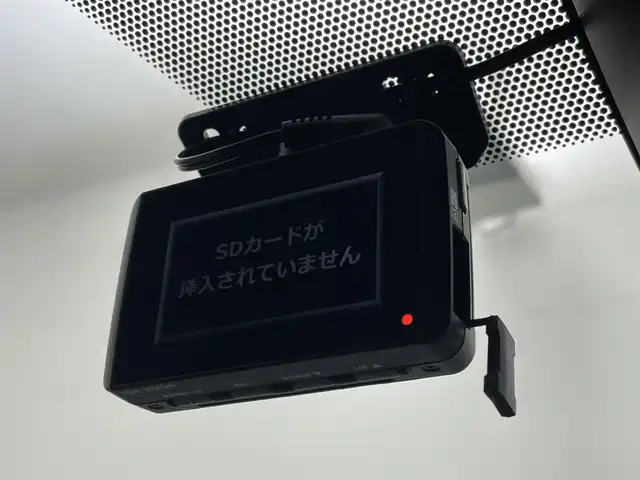 トヨタ ノア Si ダブルバイビー 茨城県 2018(平30)年 3.1万km ブラック 純正ナビ　NSZT-W68T/バックカメラ/ドラレコ/ETC/クルコン/両側パワースライドドア/ハーフレザーシート/レーンアシスト/LEDヘッドライト/純正16インチアルミホイール/衝突軽減ブレーキ/横滑り防止装置