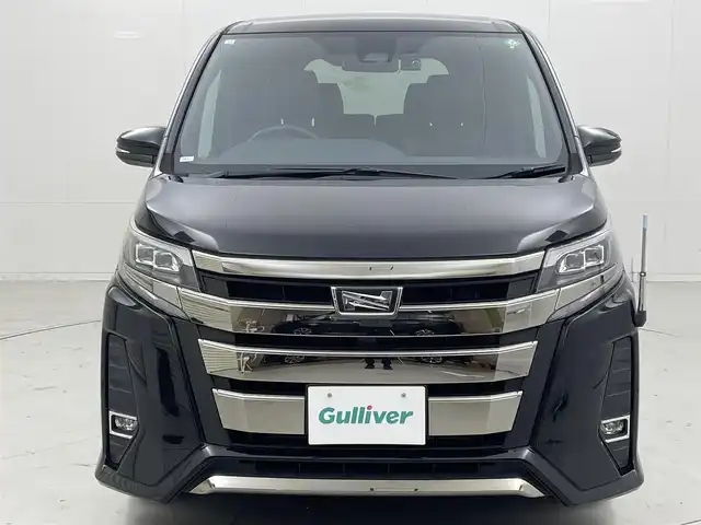トヨタ ノア Si ダブルバイビー 茨城県 2018(平30)年 3.1万km ブラック 純正ナビ　NSZT-W68T/バックカメラ/ドラレコ/ETC/クルコン/両側パワースライドドア/ハーフレザーシート/レーンアシスト/LEDヘッドライト/純正16インチアルミホイール/衝突軽減ブレーキ/横滑り防止装置