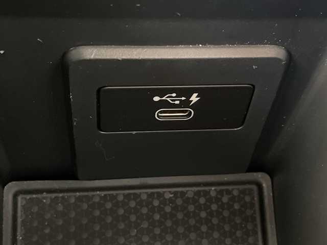 ＢＭＷ ＢＭＷ １１８ｉ Mスポーツ 岐阜県 2021(令3)年 4.8万km サファイアブラックP /10.25インチ純正HDDナビ/(AM/FM/BT/USB)//iDriveナビゲーション・パッケージ/(BMWライブ・コックピット)/(BMWインテリジェント・パーソナル・アシスタント)/(ITSスポット対応DSRC車載器)/(BMWコネクテッド・ドライブ・プロフェッショナル)//コンフォート・パッケージ/(オートマチック・テールゲート・オペレーション)/(アクティブ・クルーズ・コントロール)//ハーフレザーシート//運転席パワーシート//パーキング・アシスト/(パーク・ディスタンス・コントロール)/(パーキング・アシスト)/(リヤ・ビュー・カメラ)/(リバース・アシスト)/(アクティブPDC)//ドライビング・アシスト/(レーン・ディパーチャー・ウォーニング)/(レーン・チェンジ・ウォーニング)/(前車接近警告機能)/(衝突回避・被害軽減ブレーキ)/(後車衝突警告機能)/(クロス・トラフィック・ウォーニング)/(トラフィック・サイン・アシスト)//純正18インチアルミホイール//純正フロアマット//純正LEDヘッドライト//ETC//スペアキー×1