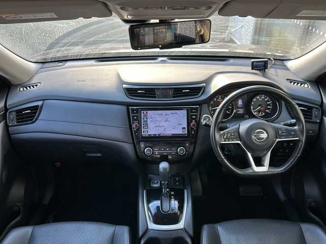 日産 エクストレイル 20Xi 神奈川県 2019(平31)年 7.8万km インペリアルアンバーP 純正SDナビ/　Bluetooth/CD/DVD/USB/フルセグTV/アラウンドビューモニター/バックカメラ/４WD/ダウンヒルアシストコントロール/ルーフレール/プロパイロット/追従型クルーズコントロール/エマージェンシーブレーキ/レーンキープアシスト/横滑り防止装置/クリアランスソナー/デジタルインナーミラー/ビルトインETC/前後ドライブレコーダー/純正18インチAW/LEDヘッドライト/オートライト/保証書/取扱説明書