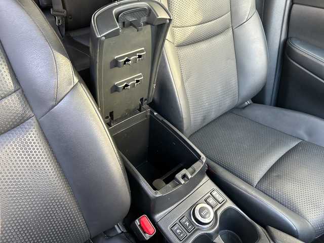 日産 エクストレイル 20Xi 神奈川県 2019(平31)年 7.8万km インペリアルアンバーP 純正SDナビ/　Bluetooth/CD/DVD/USB/フルセグTV/アラウンドビューモニター/バックカメラ/４WD/ダウンヒルアシストコントロール/ルーフレール/プロパイロット/追従型クルーズコントロール/エマージェンシーブレーキ/レーンキープアシスト/横滑り防止装置/クリアランスソナー/デジタルインナーミラー/ビルトインETC/前後ドライブレコーダー/純正18インチAW/LEDヘッドライト/オートライト/保証書/取扱説明書