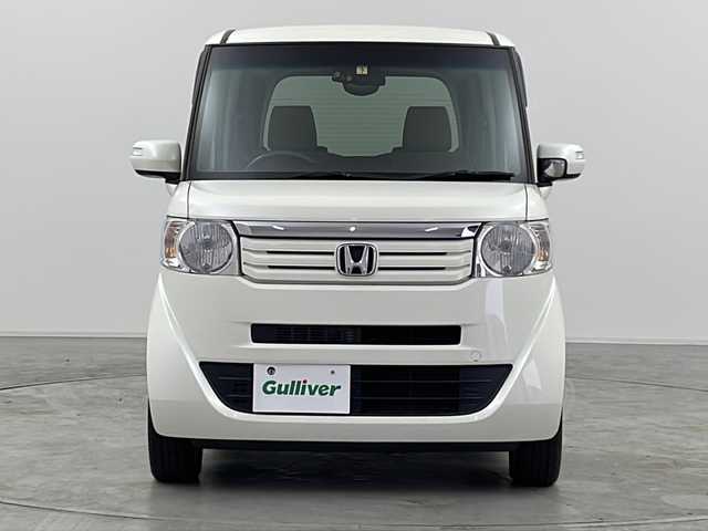 ホンダ Ｎ ＢＯＸ G Lパッケージ 群馬県 2013(平25)年 6.8万km プレミアムホワイトパール ナビ　ワンセグＴＶ　片側電動スライドドア　アイドリングストップ　ヘッドライトレベライザー　電動格納ウインカーミラー　スマートキー　プッシュスタート　チップアップシート　横滑り防止装置　禁煙車