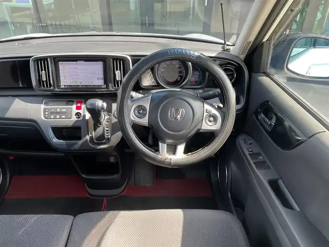 ホンダ Ｎ ＯＮＥ ツアラー Aパッケージ 東京都 2014(平26)年 8.1万km プレミアムホワイトパール 社外ナビ/バックカメラ/クルーズコントロール/パドルシフト/シティブレーキアクティブシステム/ECONモード/オートライト/純正14インチAW/無限フロアマット