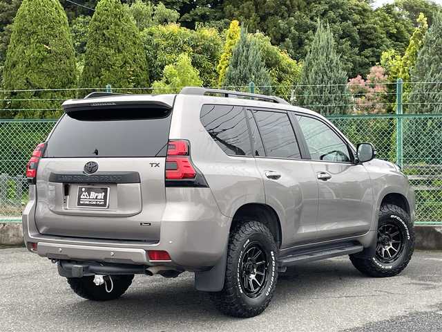 トヨタ ランドクルーザー プラド TX Lパッケージ マットブラED 長野県 2023(令5)年 3.8万km アバンギャルドブロンズメタリック ディーゼル7人乗り/ワンオーナー/ALPINE11インチフローティングBIG Xディスプレイオーディオ/ALPINEフリップダウンモニター/ALPINEドラレコ搭載デジタルミラー/バックカメラ/黒革シート/前席シートヒーター&ベンチレーター/センターデフロック/DAC/レーダークルーズコントロール/オートハイビーム/レーンディパーチャーアラート/プリクラッシュセーフティ/プッシュスタート/ETC/スペアキー1本/車両取説/メンテナンスノート/保証書有り/純正アルミホイール/タイヤ4本1セット付/社外パーツ取付有