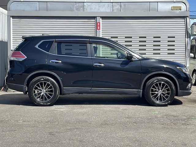 日産 エクストレイル 20X エマージェンシーブレーキ 道央・札幌 2015(平27)年 10.9万km ダイヤモンドブラック (株)IDOMが運営する【じしゃロン札幌店】の自社ローン専用車両になりますこちらは現金またはオートローンご利用価格です。自社ローンご希望の方は別途その旨お申し付けください。/・純正ナビ&フルセグ&CD&DVD&BT&FM&AM/・バックカメラ/・衝突被害軽減ブレーキ/・ETC/・ウインカードアミラー/・電動格納ドアミラー/・純正フロアマット/・プッシュスタート/・スペアキー