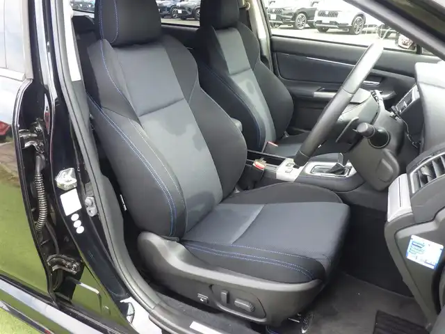 スバル レヴォーグ 1．6GT－S アイサイト プラウドED 千葉県 2015(平27)年 2.1万km クリスタルブラックシリカ アイサイト/SIドライブ/スバルリヤビークルディテクション/純正メモリーナビ/地デジTV/【DVD/CD再生機能　Bluetooth接続】/サイド/バックカメラ/運転席パワーシート/革巻きステアリング/パドルシフト/ETC/LEDヘッドライト/フォグライト/ウインカーミラー/社外足廻り/純正17インチアルミホイル/サイド/カーテンエアバッグ/キーレスアクセス