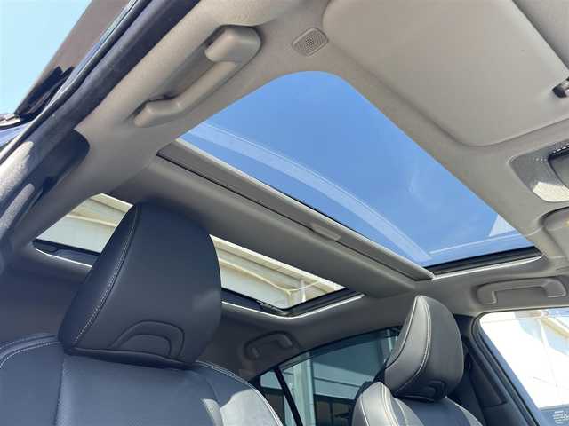 トヨタ プリウス Z 宮城県 2023(令5)年 7.2万km アティチュードブラックマイカ トヨタセーフティーセンス/・プリクラッシュセーフティー/・ブラインドスポット/・パノラミックビューモニター/・クルーズコントロール/・クリアランスソナー/・オートライト/・オートマチックハイビーム/・横滑り防止/・レーンキープ/・デジタルインナーミラー/・SOSコール/純正12.3インチコネクティッドナビ/・AM/FM/Bluetooth/・フルセグTV/USB/LEDヘッドライト/運転席パワーシート/前席シートヒーター/前席エアシート/ハンドルヒーター/パワーバックドア/ガラスルーフ/シートメモリー/AC100V/純正前後ドラレコ/純正ETC2.0/純正フロアマット/純正ドアバイザー/純正19インチアルミホイール/プッシュスタート/スマートキー