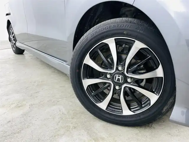 ホンダ Ｎ ＢＯＸ カスタム G L ホンダセンシング 福島県 2020(令2)年 2.4万km シャイニンググレーM ホンダセンシング/・衝突軽減ブレーキ/・レーンキープアシスト/・レーダークルーズコントロール/・先行車発進お知らせ機能/純正ナビ/・型番：VXM-204VFi/・フルセグTV/CD/DVD/BT/USB/・バックカメラ/・ETC/・ドライブレコーダー/左側パワースライドドア/ステアリングリモコン/シートヒーター(運転席/助手席)/プッシュスタート/・スマートキー/・スペアキー/LEDヘッドライト/・オートライト/・フォグライト/純正フロアマット/電動格納ウィンカーミラー/社外AW付スタッドレスタイヤ積込/・155/65R14 4mm
